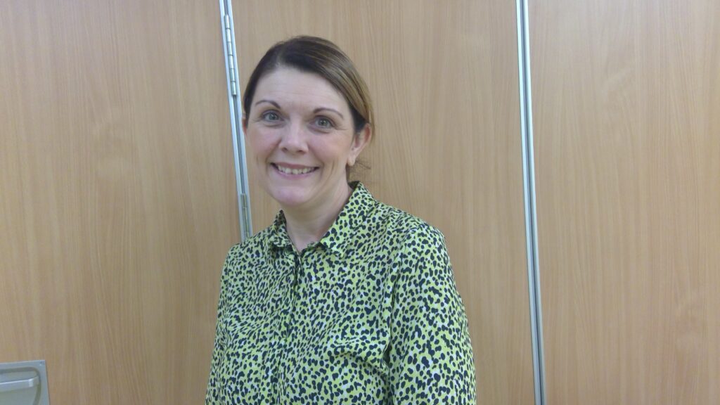 WIN 20230308 18 59 16 Pro